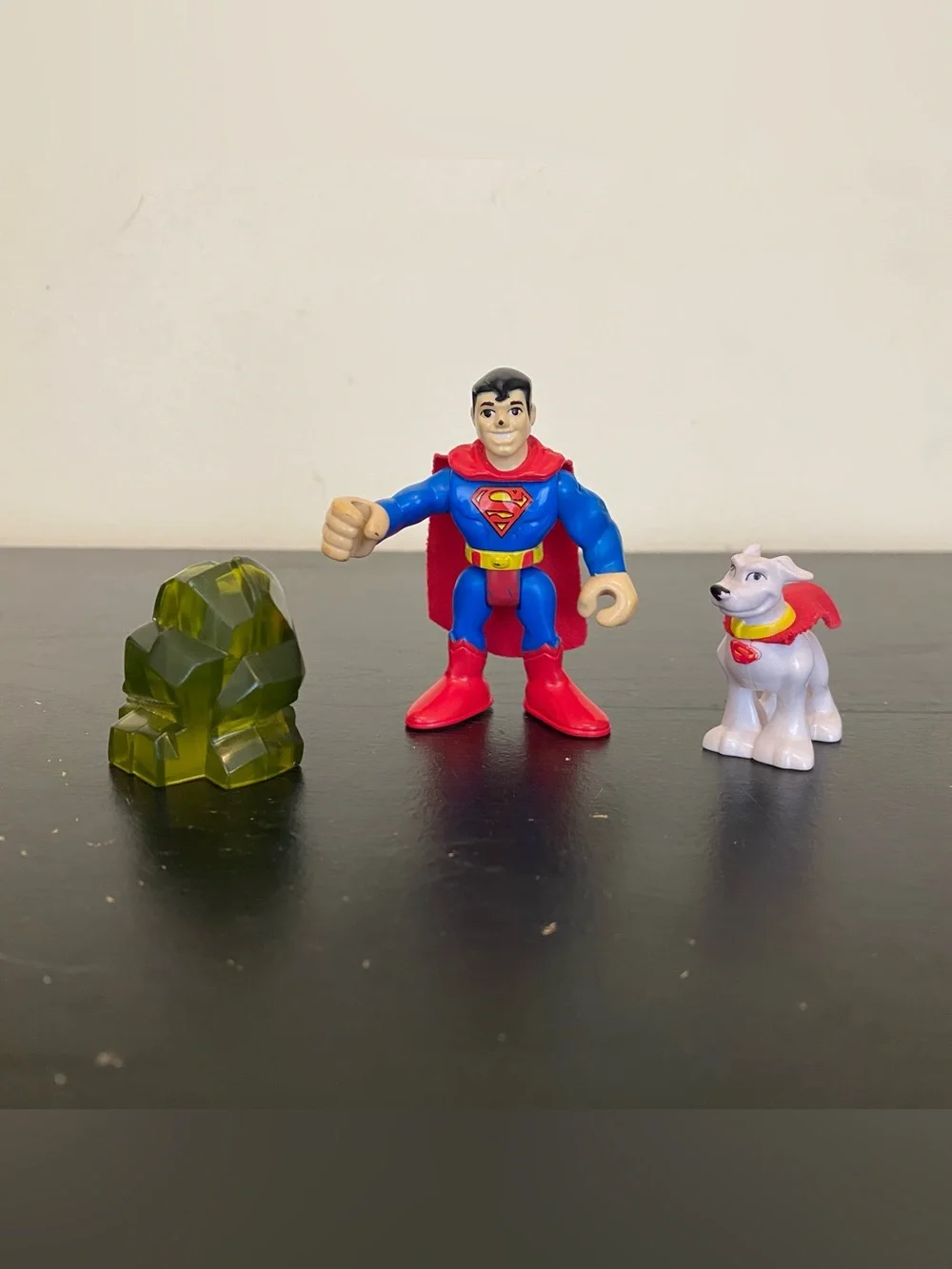 Fisher-Price Imaginext DC Super Friends Superman Krypto Hero Dog Kryptonite Toys